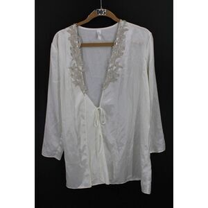 Flora Nikrooz Sz S/M Stella Cover Robe Short Satin Wrap Robe Ivory No Belt